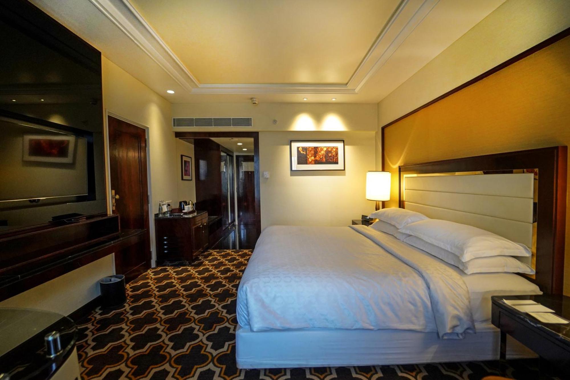 Sheraton Grand Pune Bund Garden Hotel Екстер'єр фото