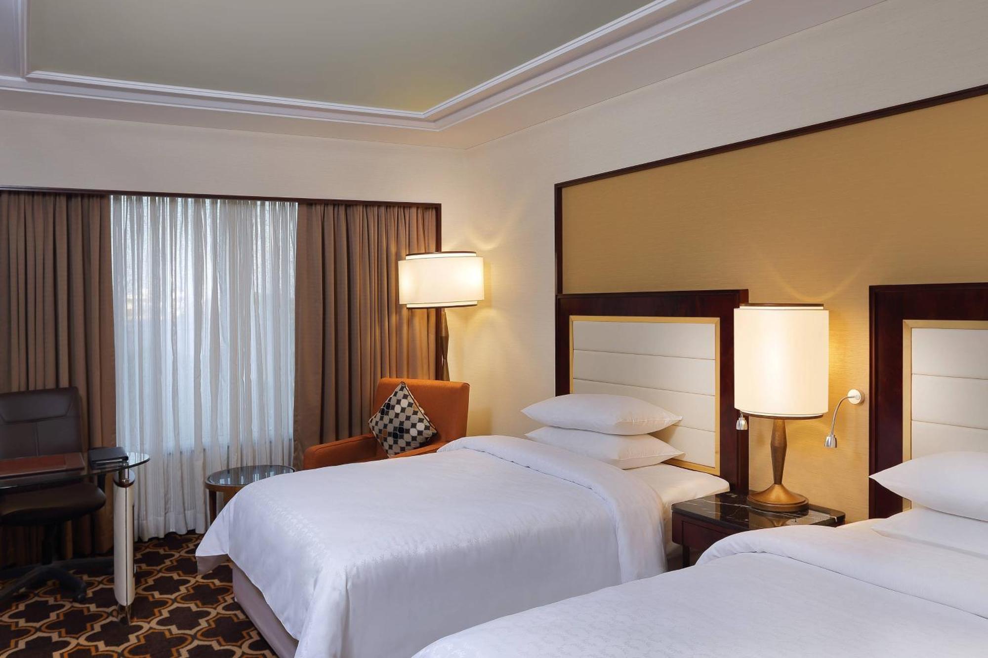 Sheraton Grand Pune Bund Garden Hotel Екстер'єр фото